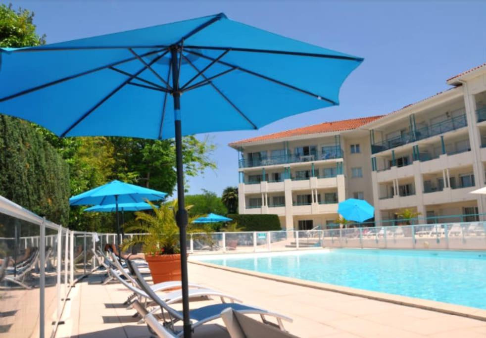 Situation Ideale Piscine Parking Wifi Gare Plage Golf Сибур Екстериор снимка